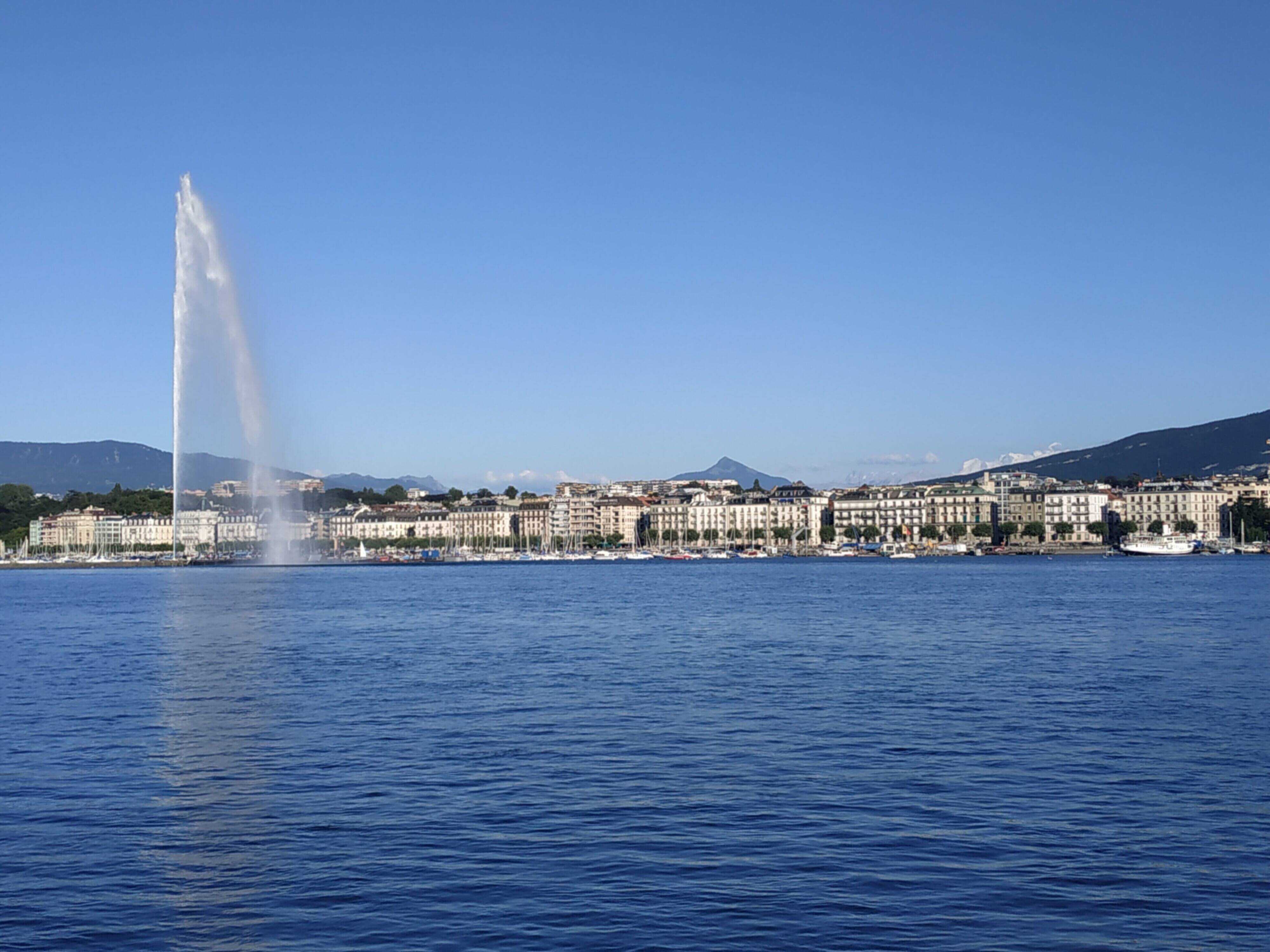 The famous Jet d'Eau.